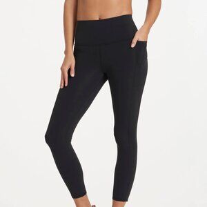 Vuori Studio Pocket Legging-Short